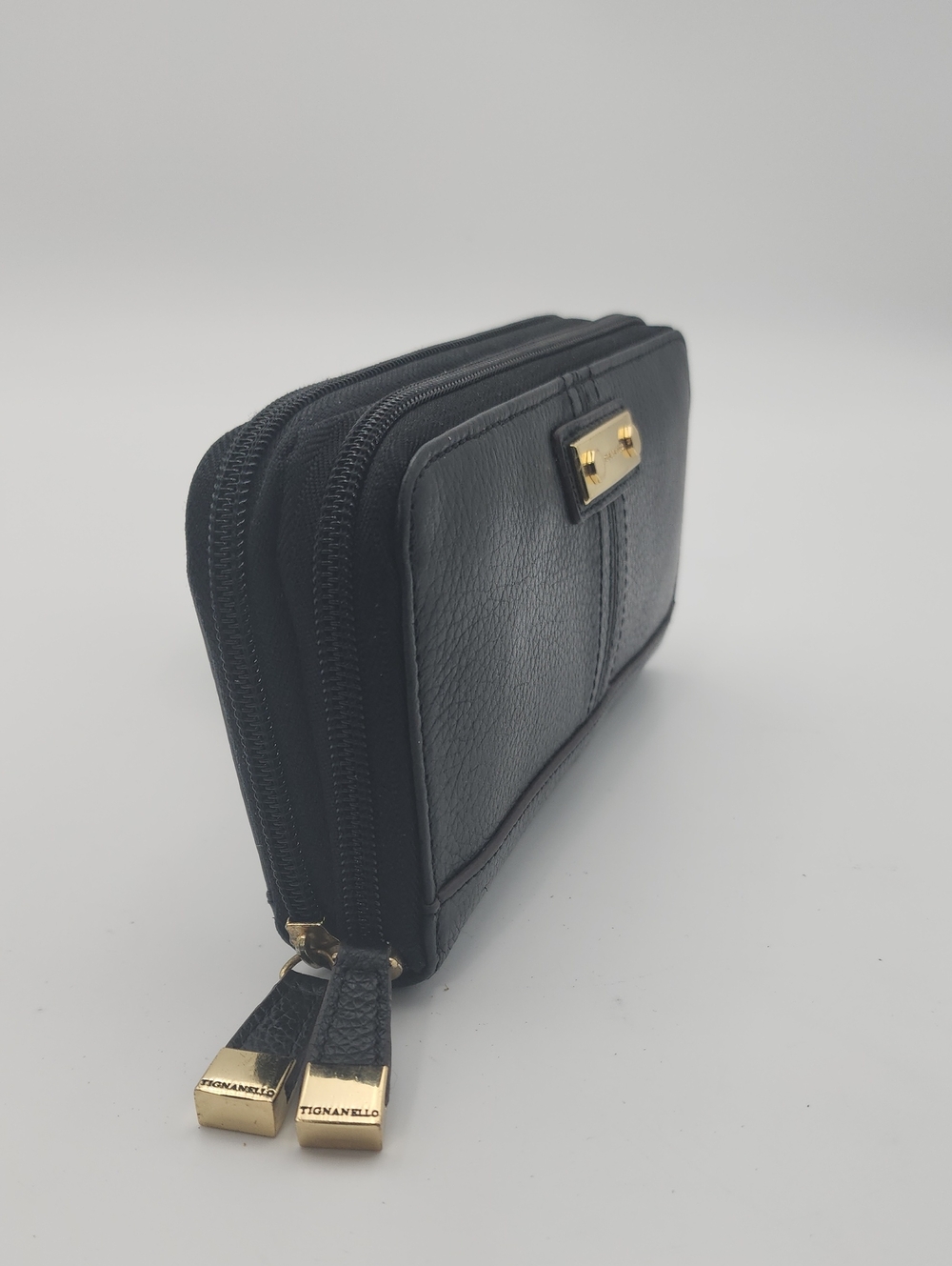 Tignanello Black Leather Continental Zipper Wallet - Picture 3 of 13